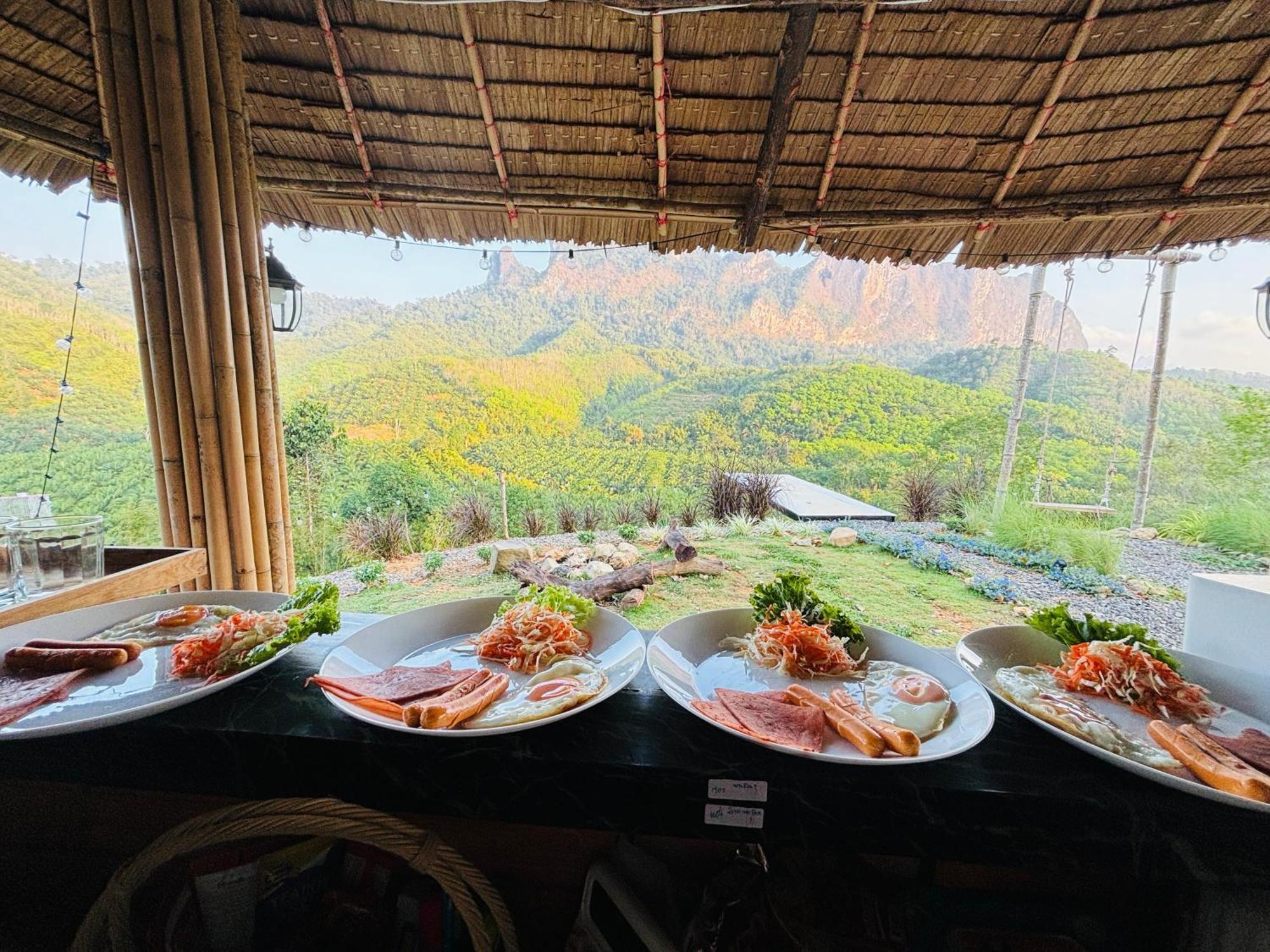 Camping Phutajoy Khaosok แคมป์ปิ้งภูตาจ้อยเขาศก Ban Thung Lang Tham Екстериор снимка